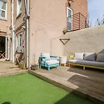 Llandudno 3 Bedroom Holiday Apartment In Town Centre